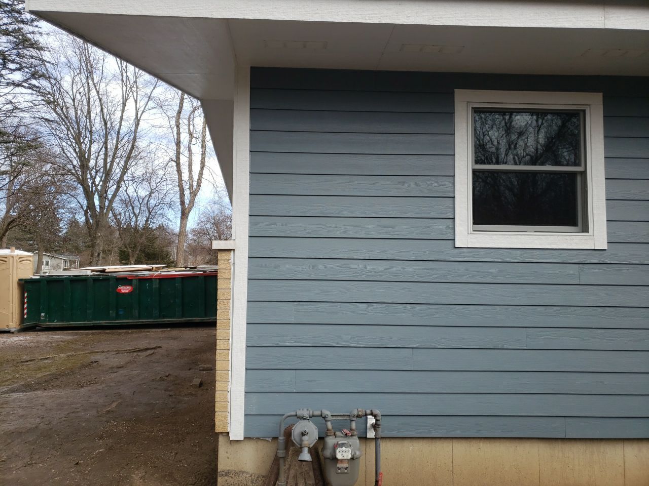 James Hardie Siding Installation, Shingle Roof Replacement & Window Replacement by Custom Installations