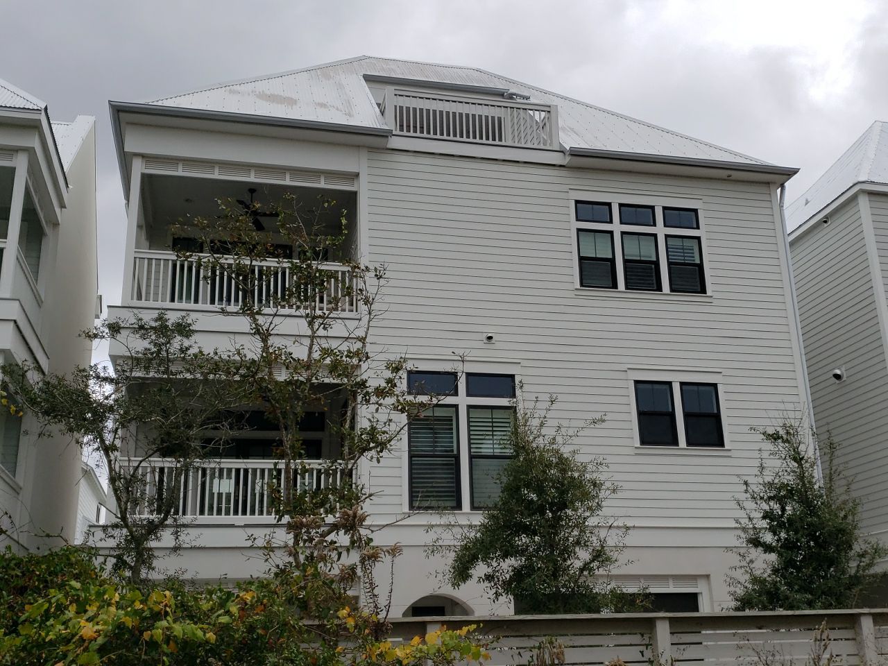 Seamless Gutter Installation Using Galvalume Half Round Gutters by Gutter Professors