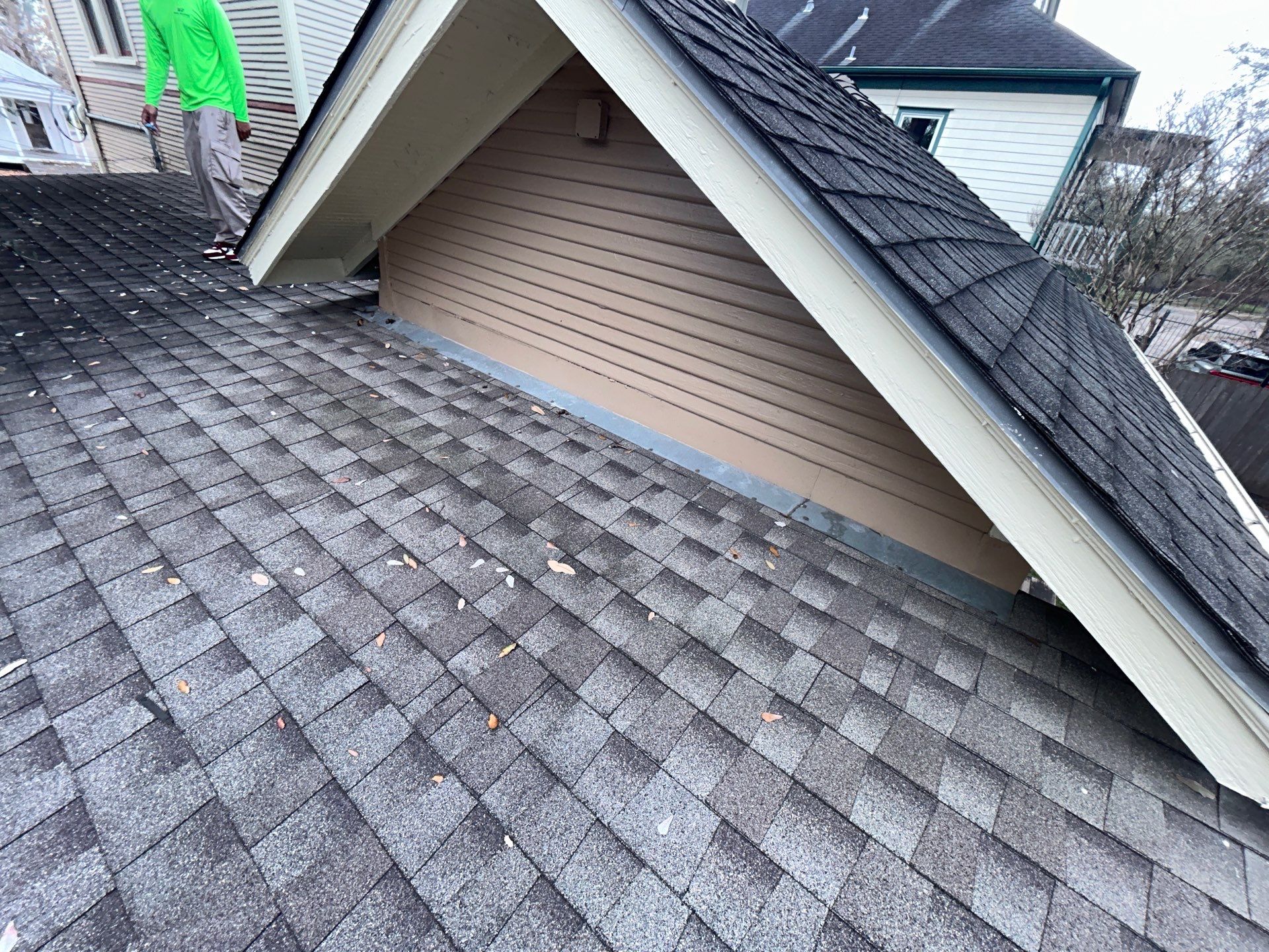 Residential Roofing Installation using GAF Timberline HDZ (Shakewood) by WABO Roofing Systems 