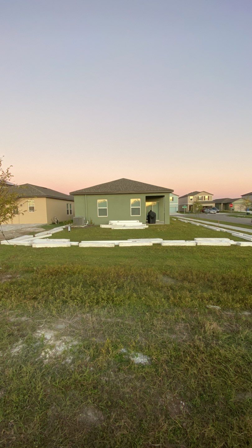 Ruskin, FL  6 ft. Tall White Vinyl Privacy Fence  by Asap fence and gates, LLC