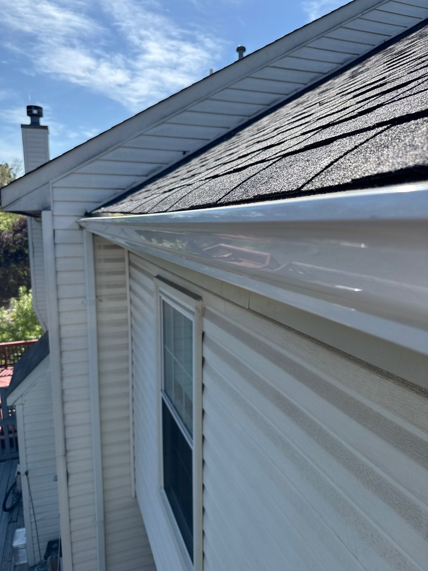 Owens Corning Onyx Black Asphalt Shingle Roof Replacement in Sterling by Ridge Armor Renovations