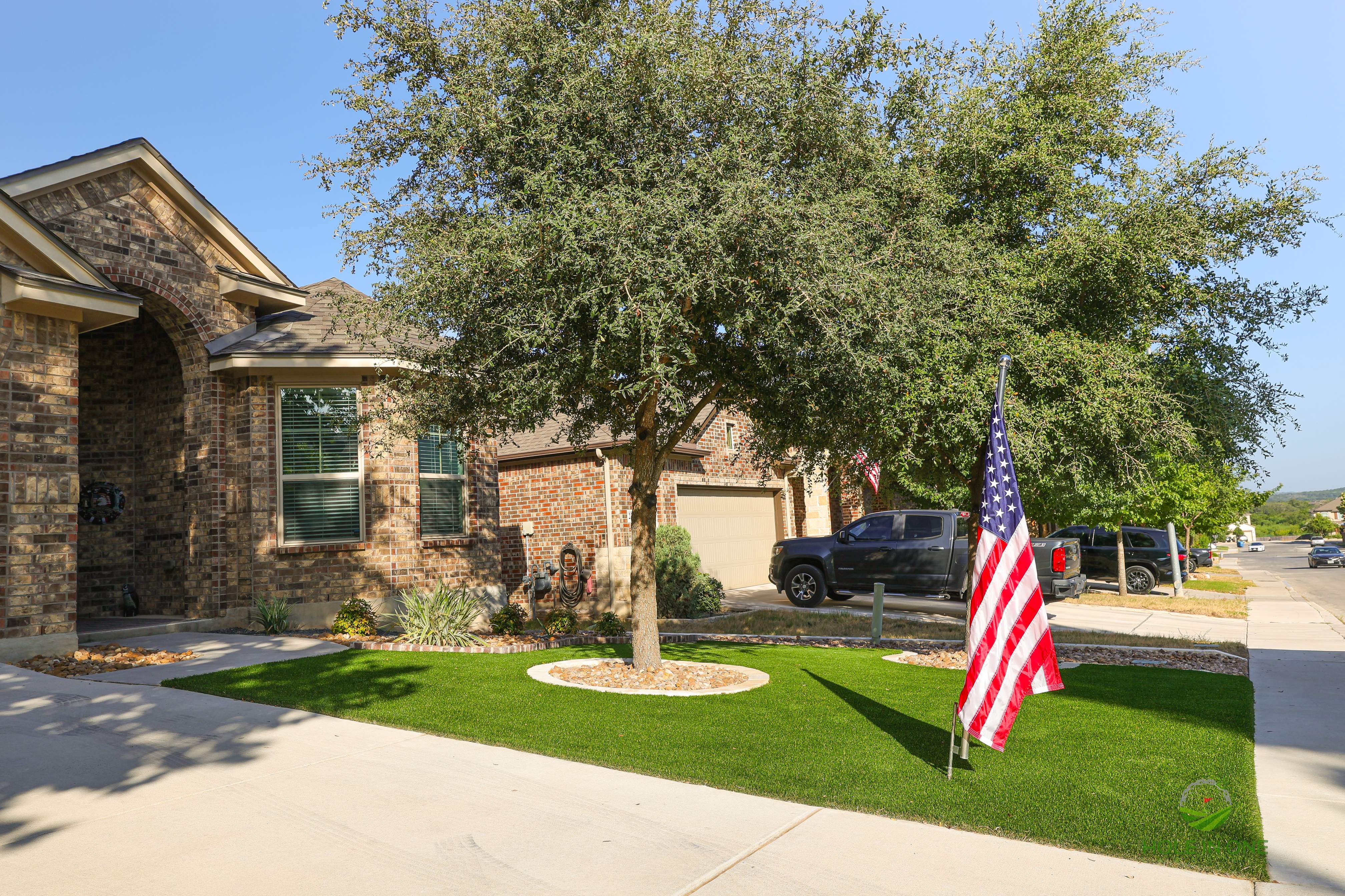 Wortham Oaks, San Antonio TX by Hole In One Lawns, LLC