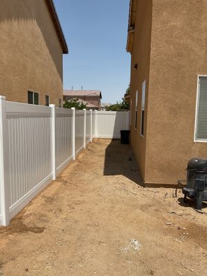 Fence Installation using Vinyl