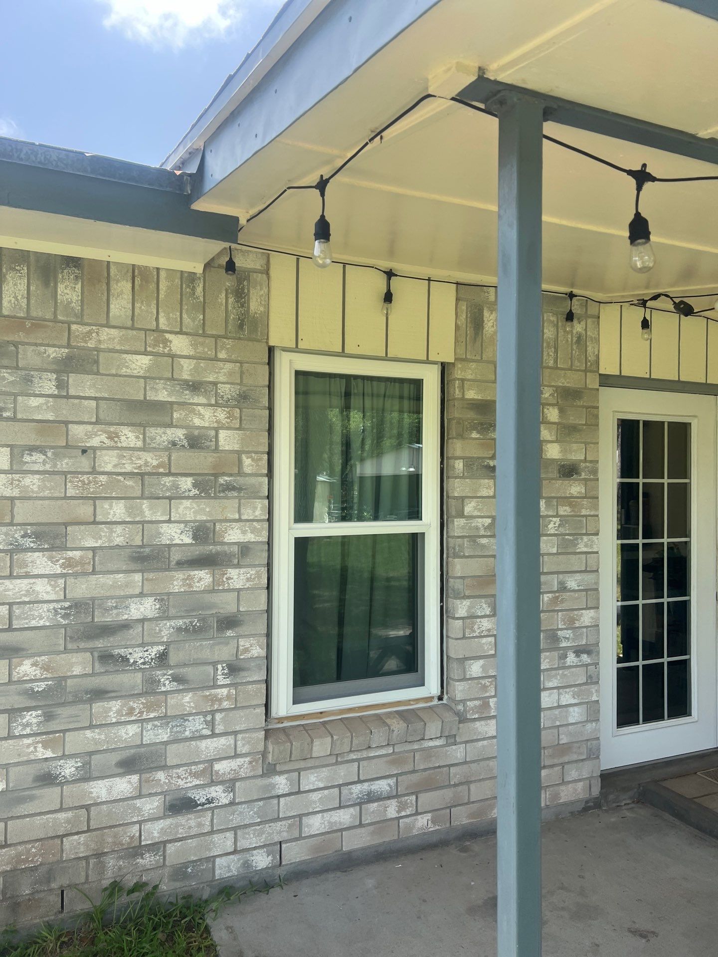 Bay Bay Old Windows by Bayfront Roofing and Construction