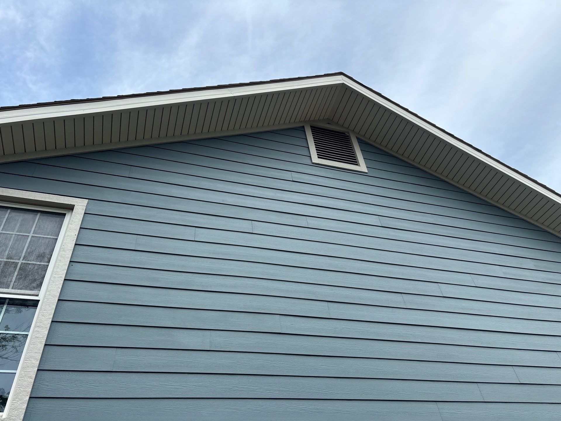 James Hardie in Kansas City Mo  by EEC  Windows, Siding & Roofing 
