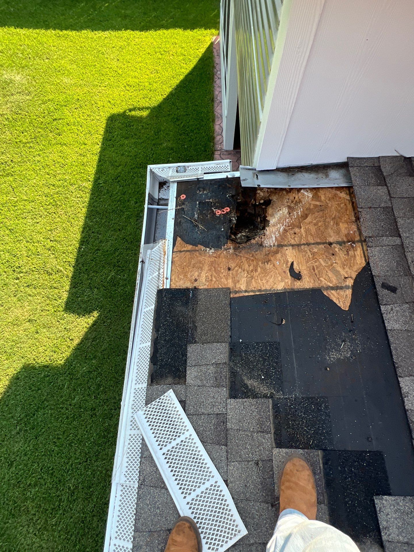 Hail Damage using Owen's Corning Duration (Lifetime) Shingles by Roof Repair Company