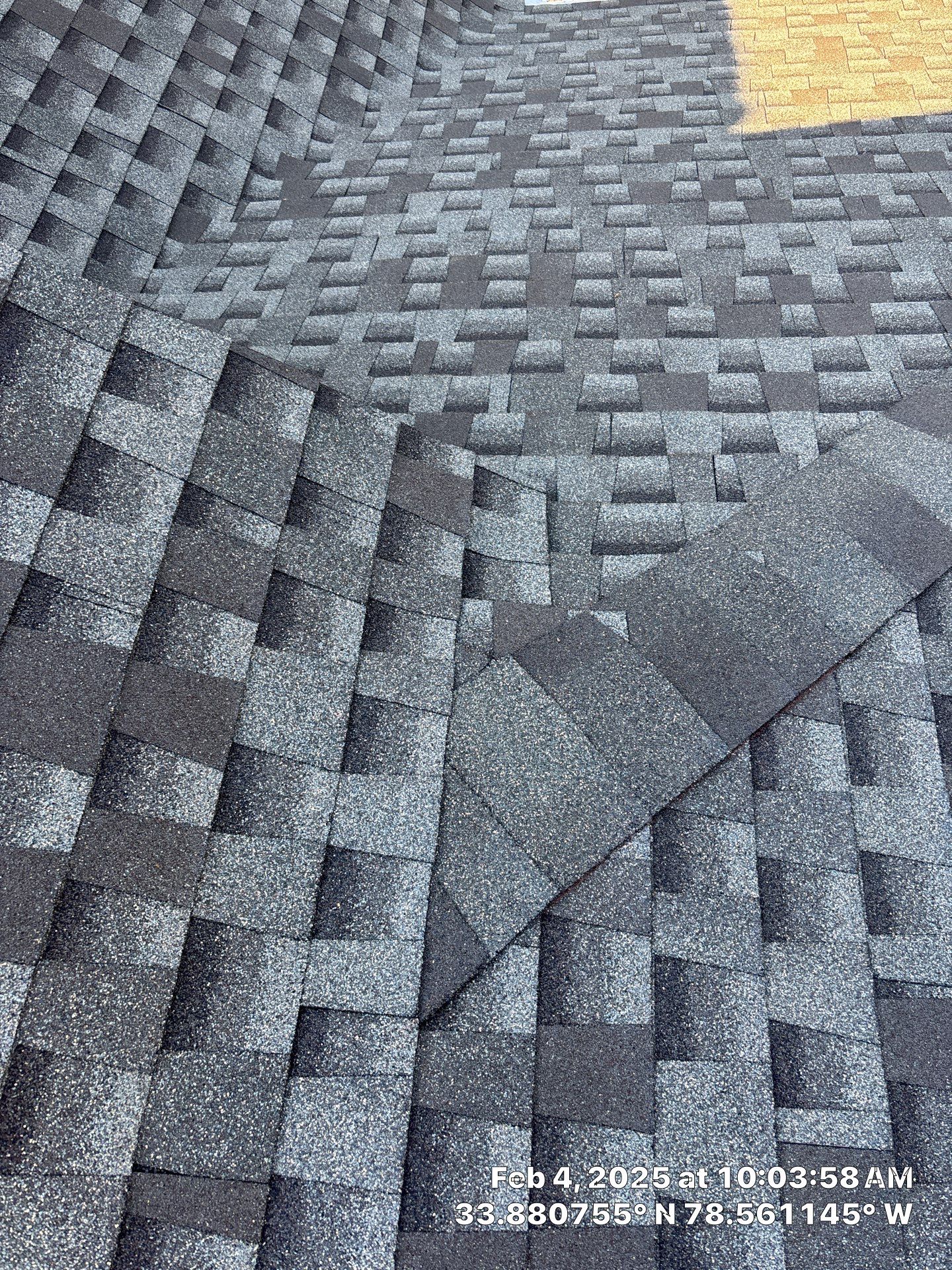 GAF HDZ - Weathered Wood by Linta Roofing Inc