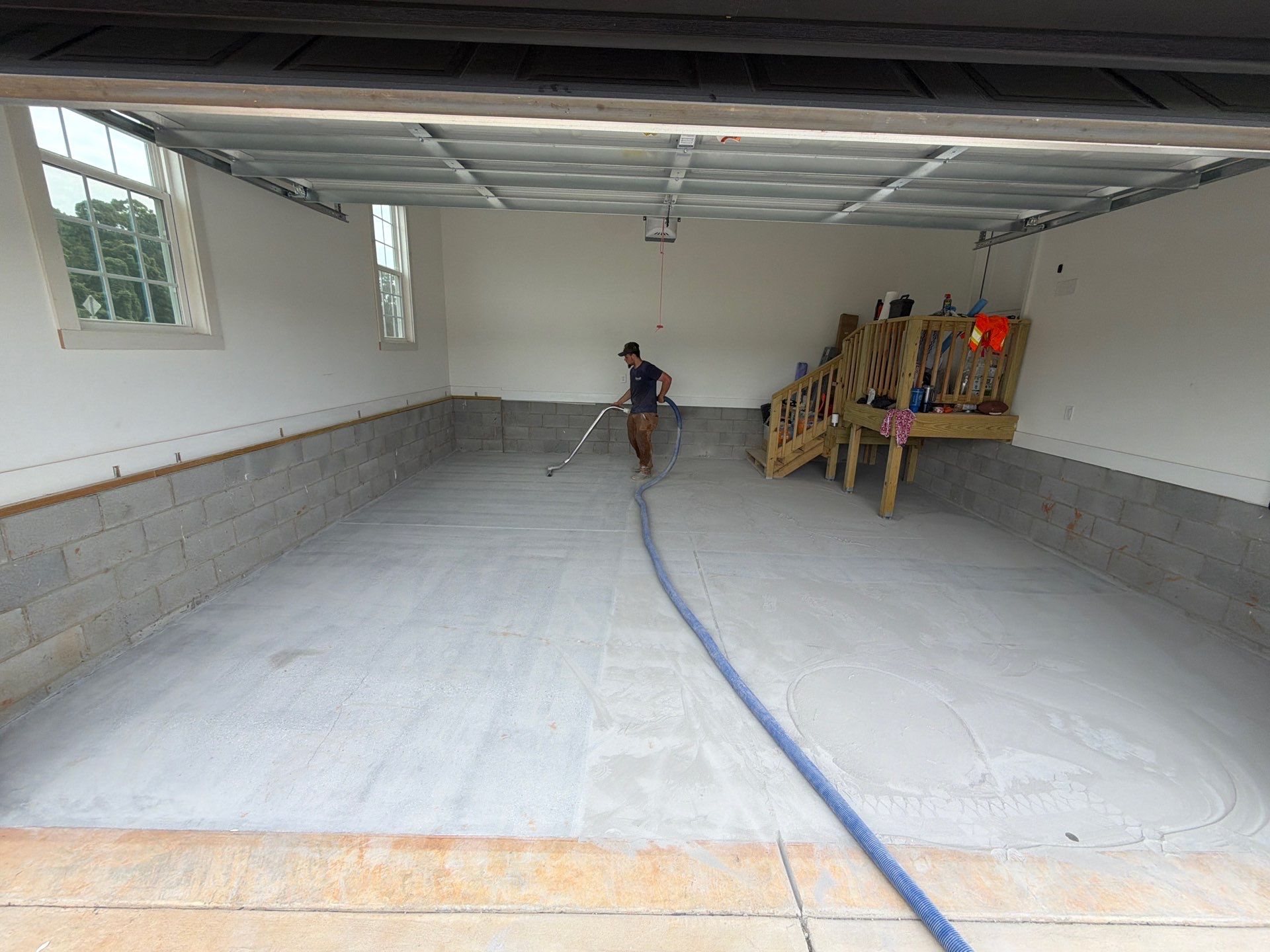 Custom Polyaspartic FLake Garage  by Endure Concrete Coatings