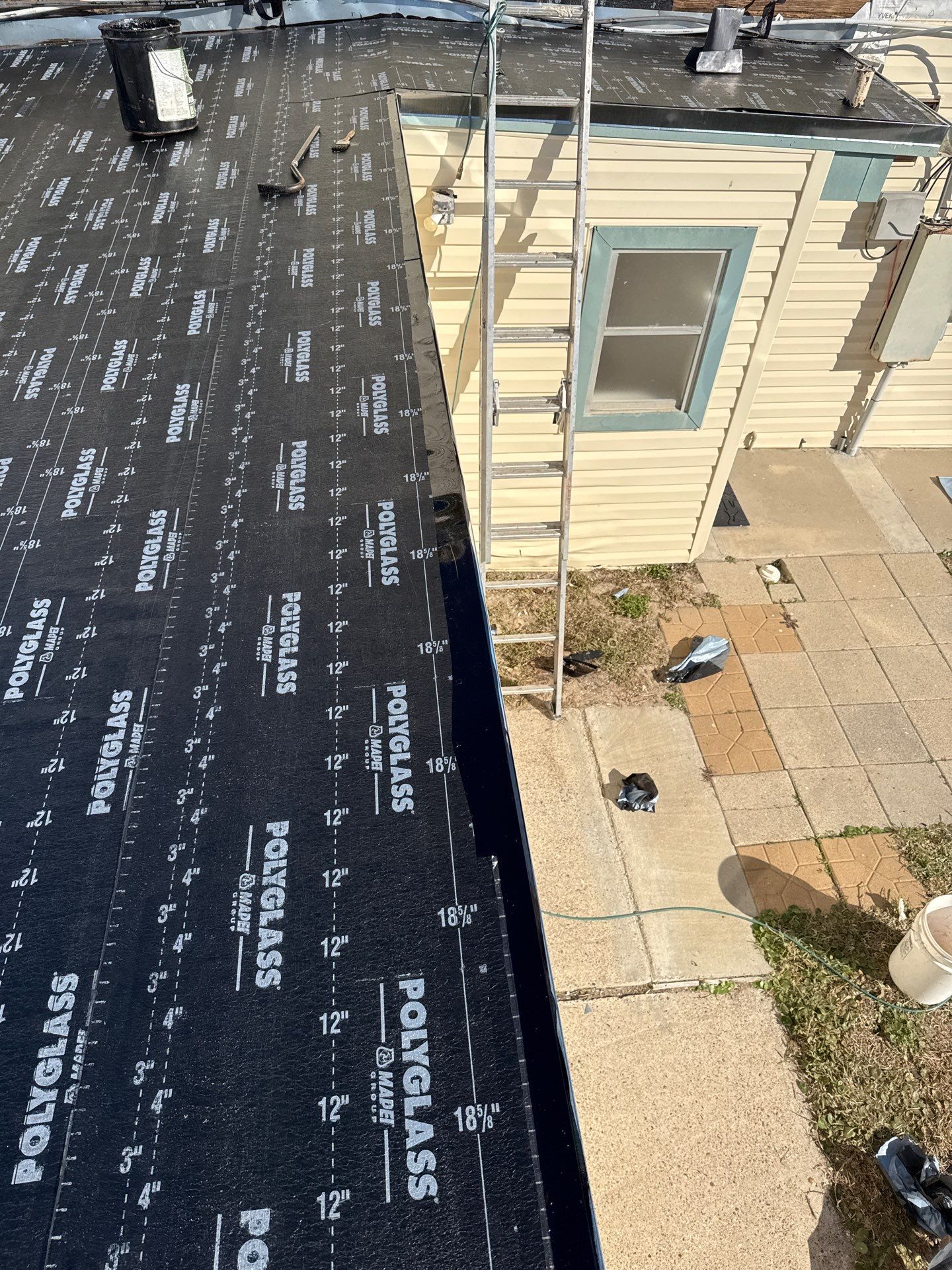 Mustang Island Flat Top by Bayfront Roofing and Construction