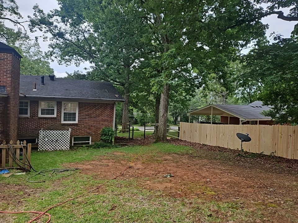 Royal Knoll Lane - Fence Installation  by Pillar and Pine