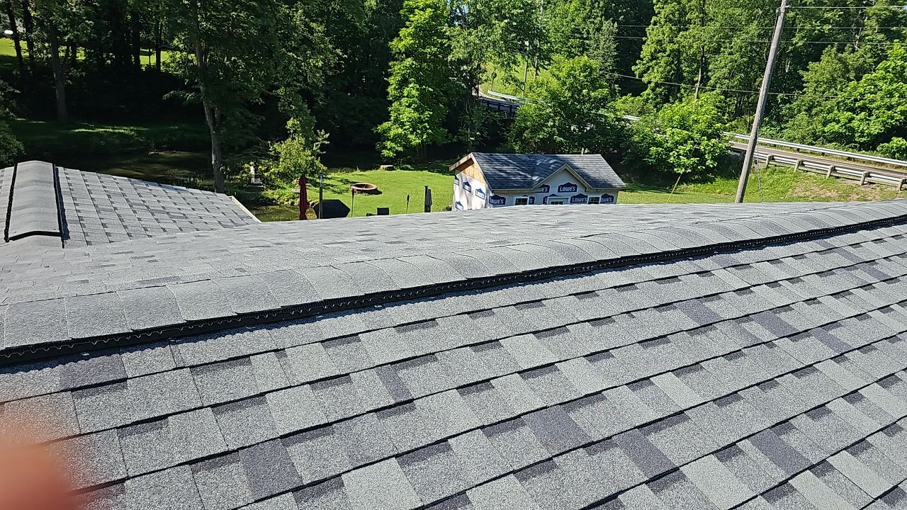 ATLAS PINNACLE COLOR: HEARTHSTONE by Eagle Eye Roofing
