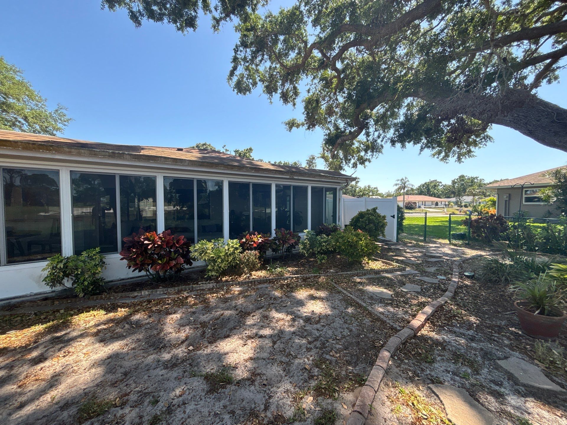 Aluminum Seamless Gutters in Sarasota FL by Gutter Professors