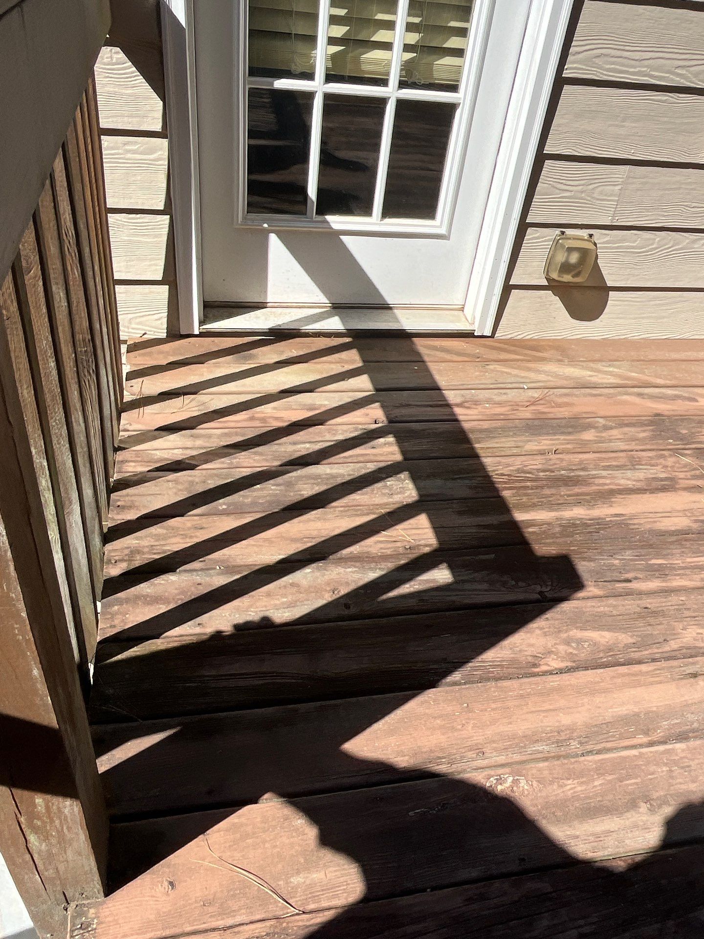 Deck Build using Deckorators Venture Series Decking in the Sandbar Color by Nelson Exteriors 
