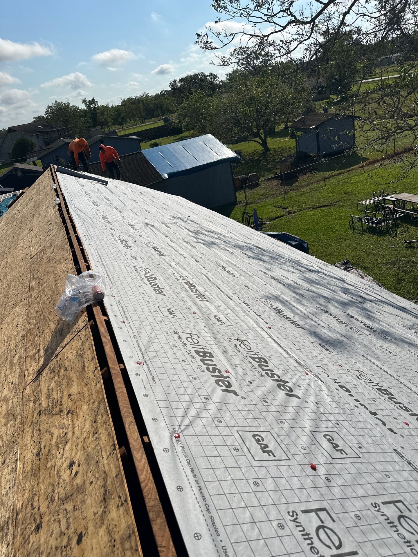 GAF HDZ TIMBERLINE BARKWOOD by Motion Roofing