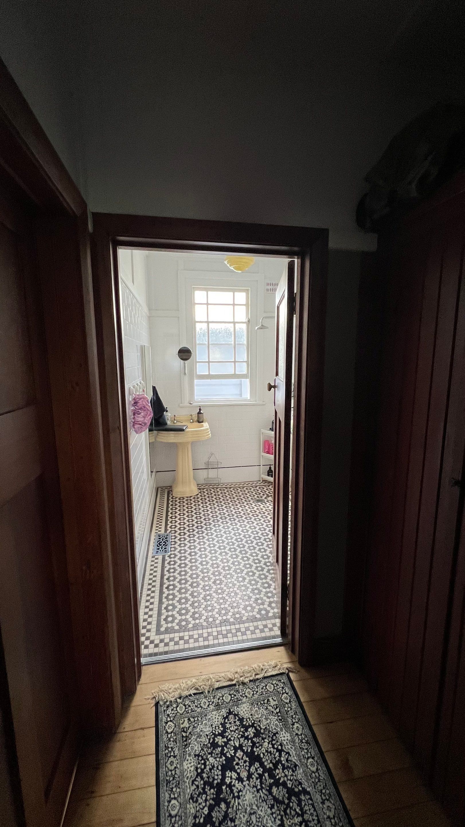 Small Main Bathroom Renovation by Re-seal Bathrooms