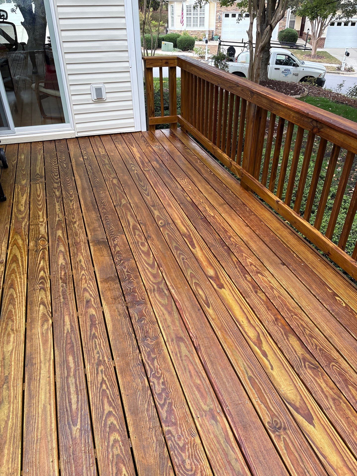 Wood Deck using Wood Sealant by DuraSeal
