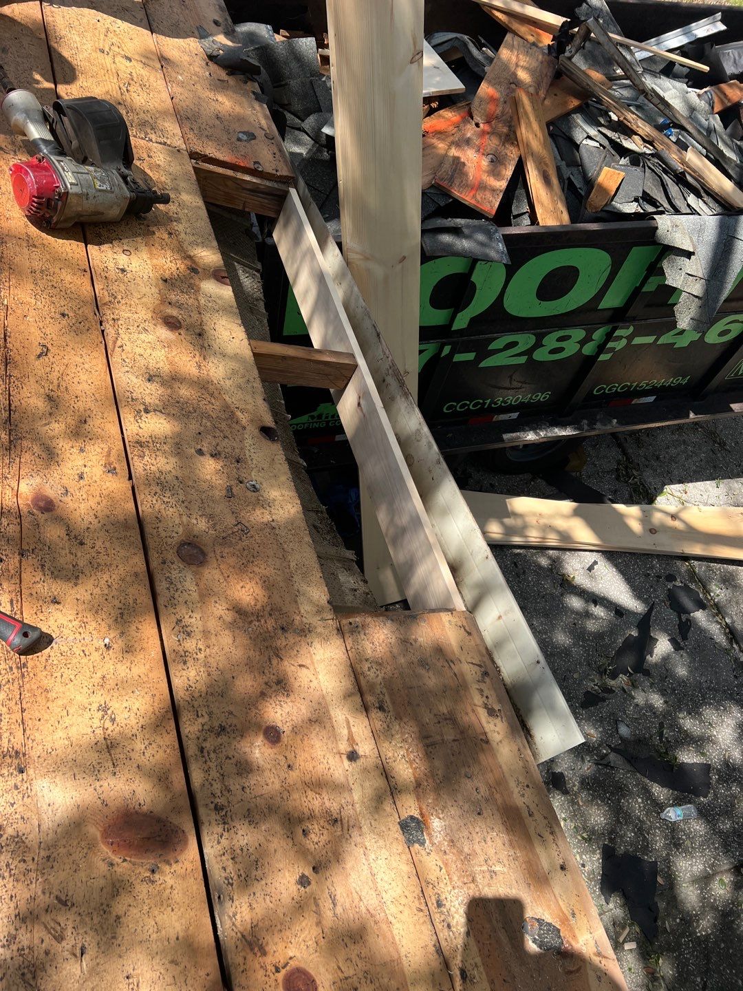 Project in Seminole 33772 by Mitchell Roofing Company LLC