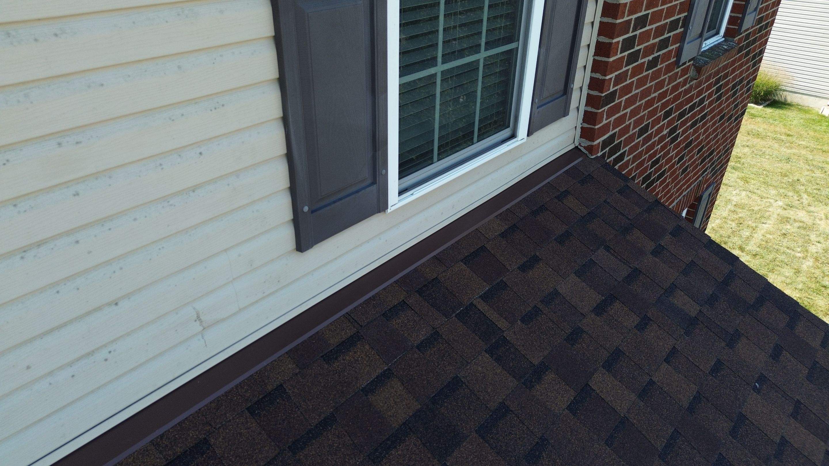 Burnt Hickory by Tamlin Roofing