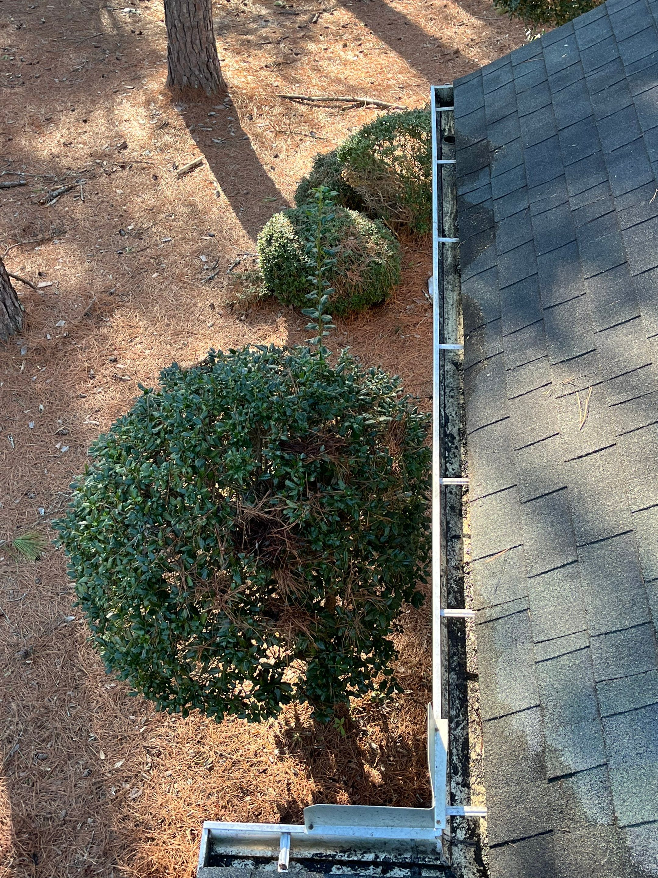 Commercial gutter cleaning Pinehurst & Southern Pines, NC after photo with clean gutters