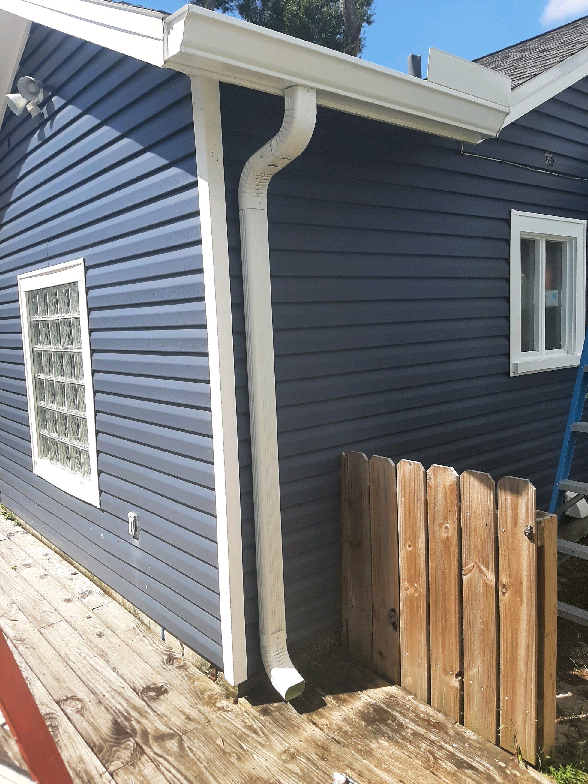 Gutter Installation using K-Style Seamless Gutters by Gutter Professors