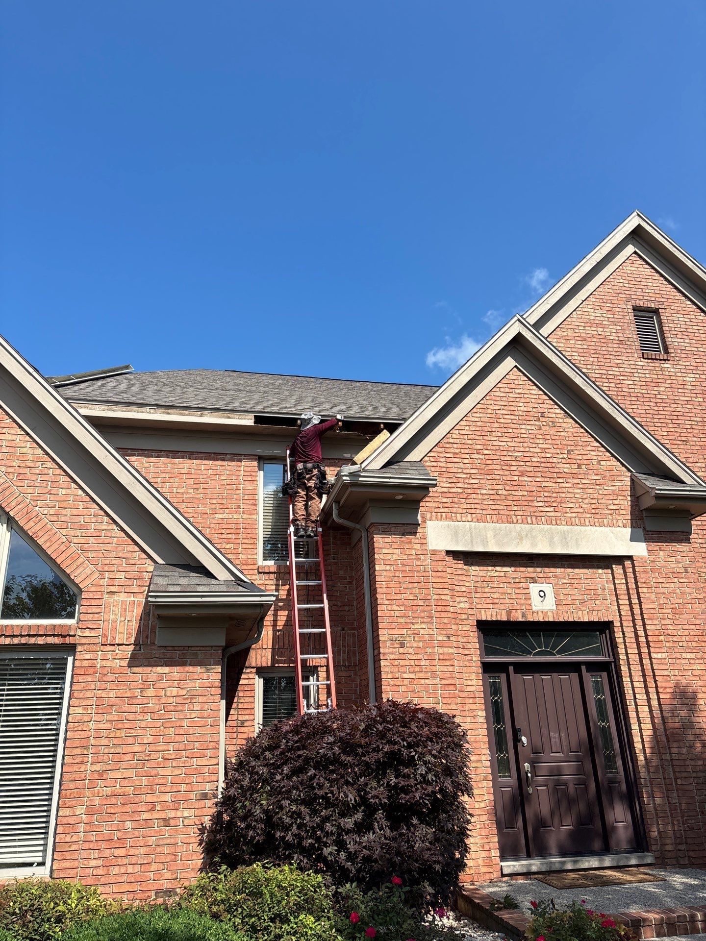 Residential soffit/fascia repair  by Nitro Roofing and Construction