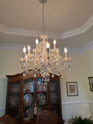 Chandelier Cleaning in Freehold, NJ