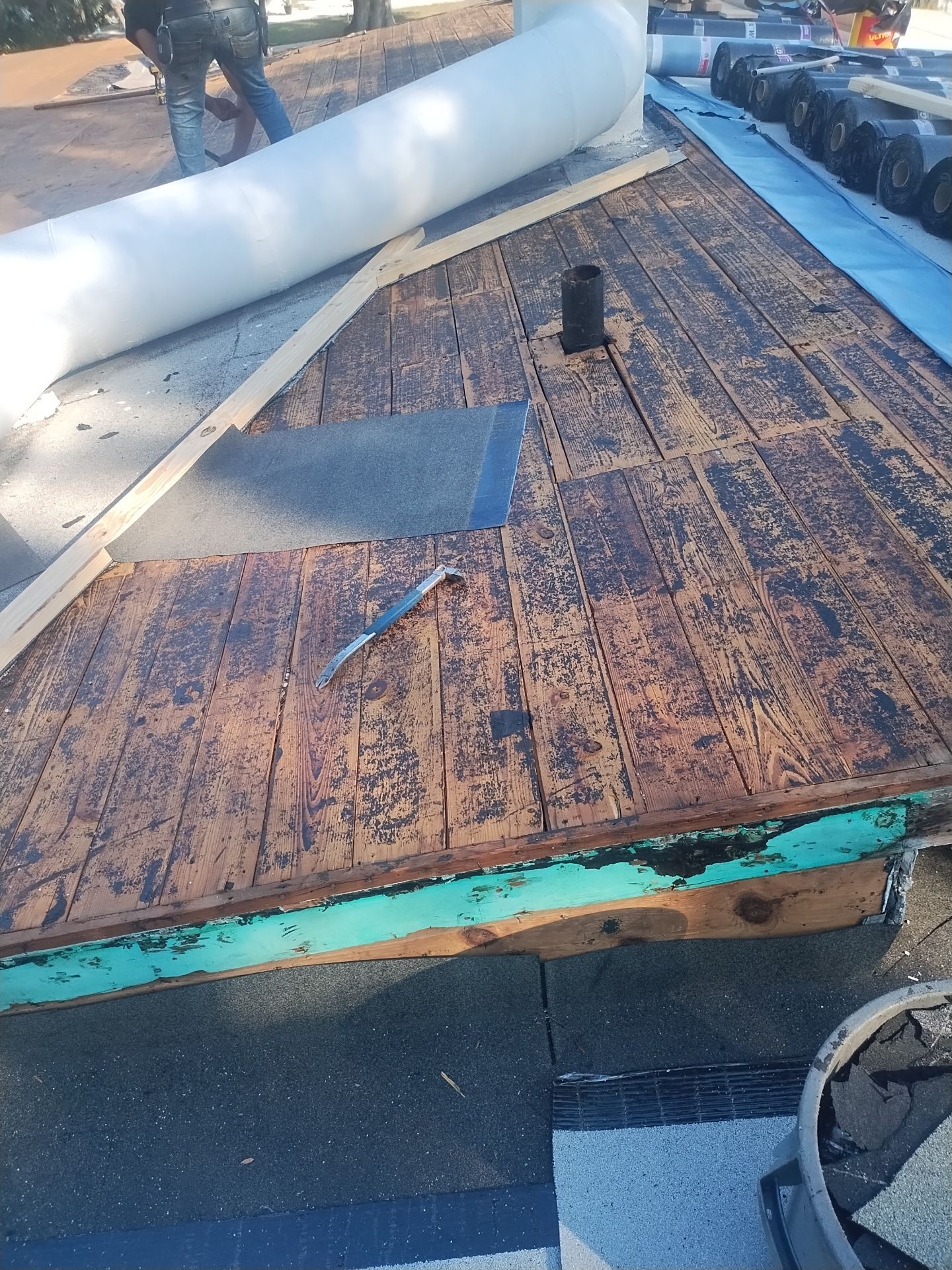 Project in St. Petersburg 33710 by Mitchell Roofing Company LLC 
