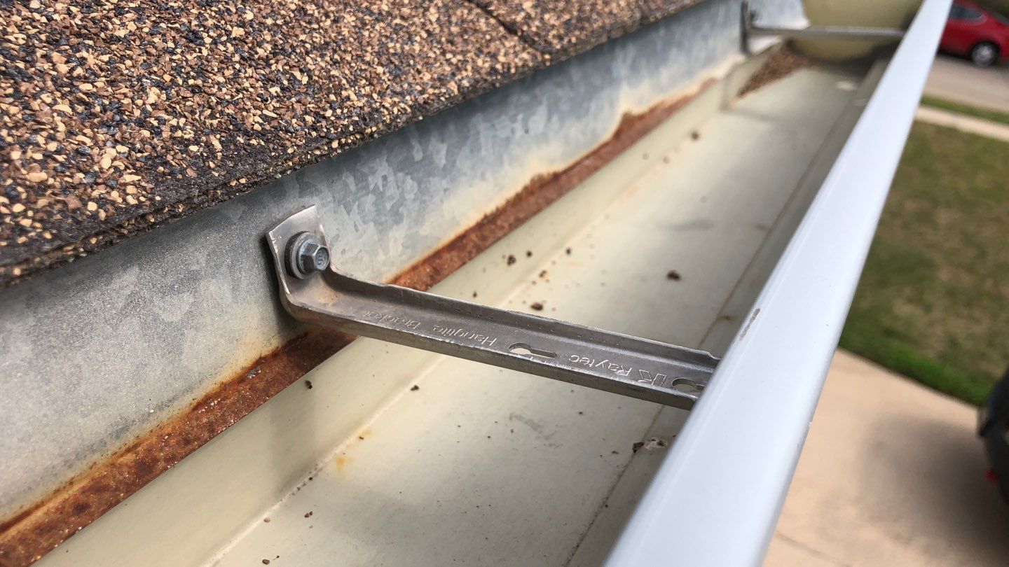 Hail Damage Re-roof in Omaha, NE by White Castle Roofing