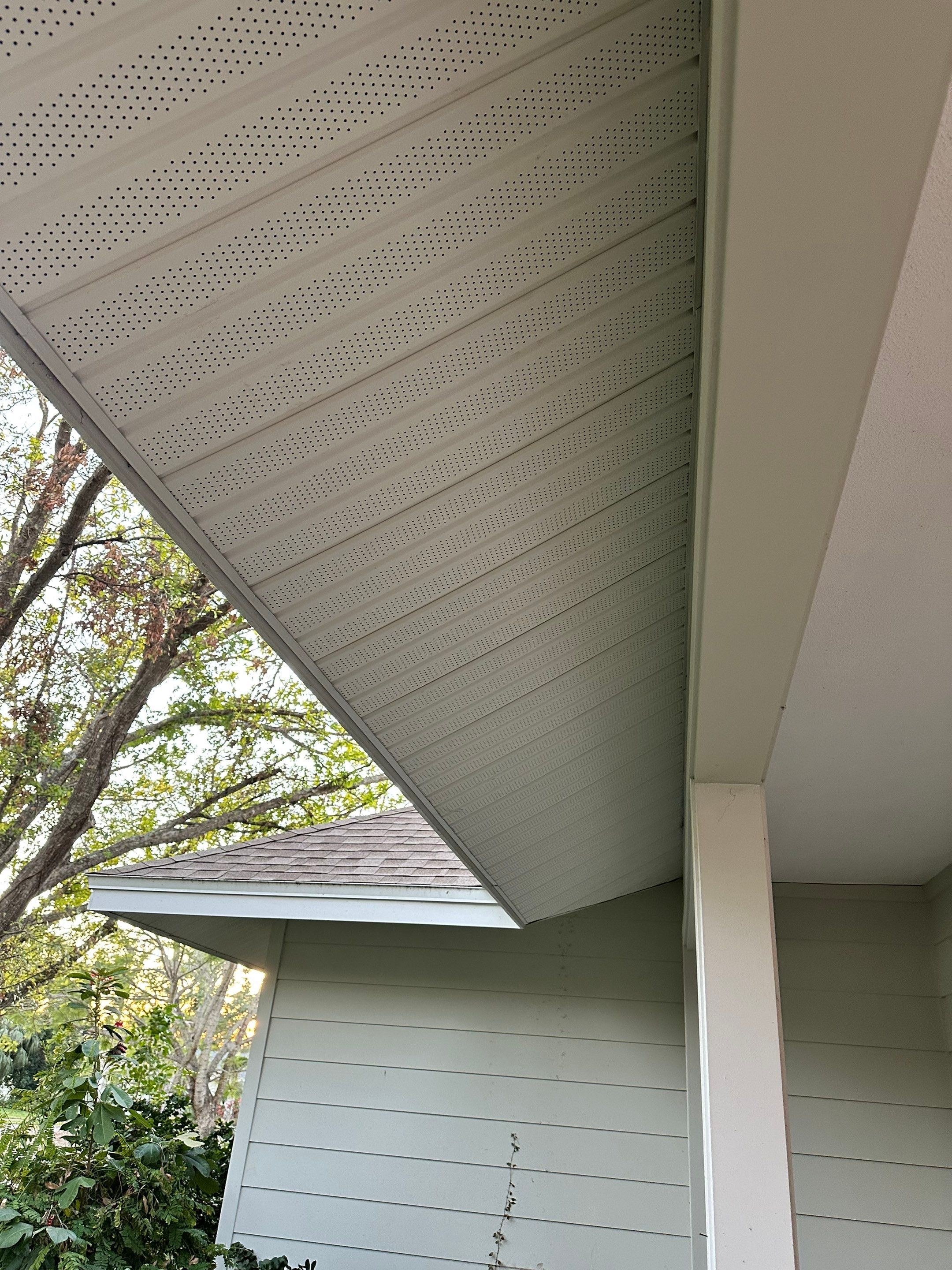 Replace All Soffit in the House in Sarasota FL by Gutter Professors