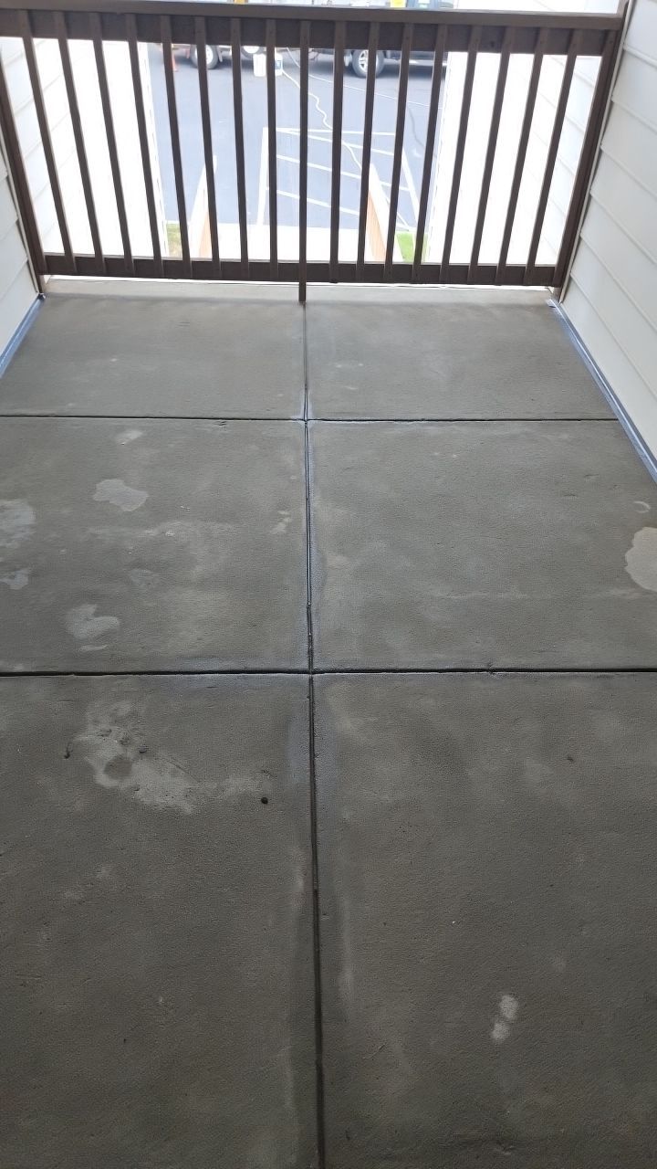 Appartment cleaning by Power Wash Masters LLC