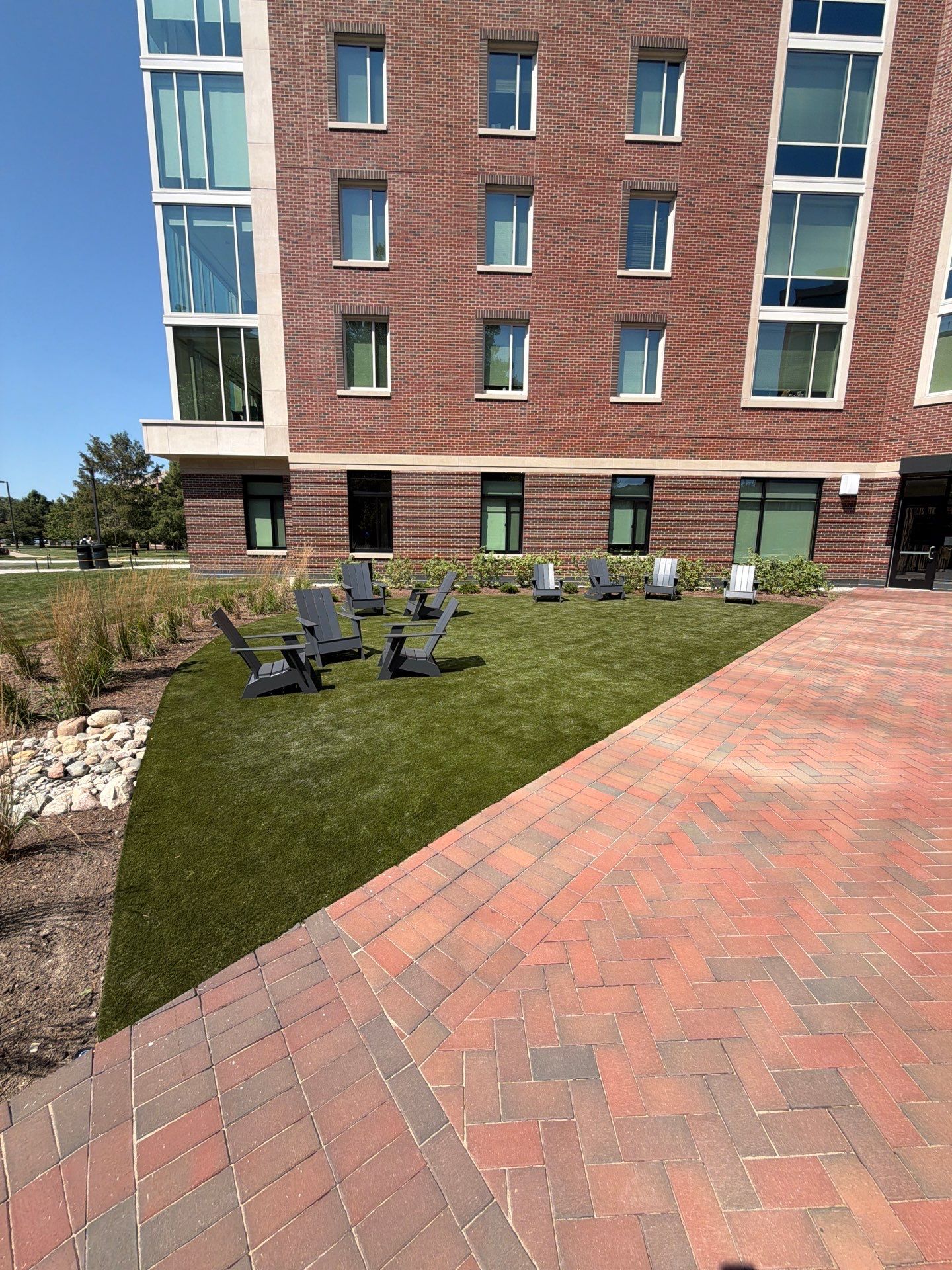 Synthetic Lawn Lounge at Purdue University Hillenbrand Hall by Southwest Greens Midwest