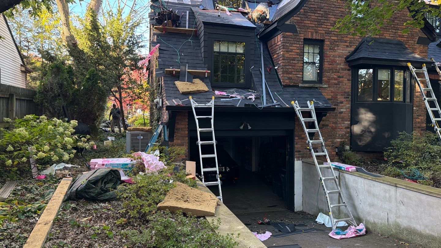 Roof Replacement using Owens Corning Onyx Black by 180 Contractors