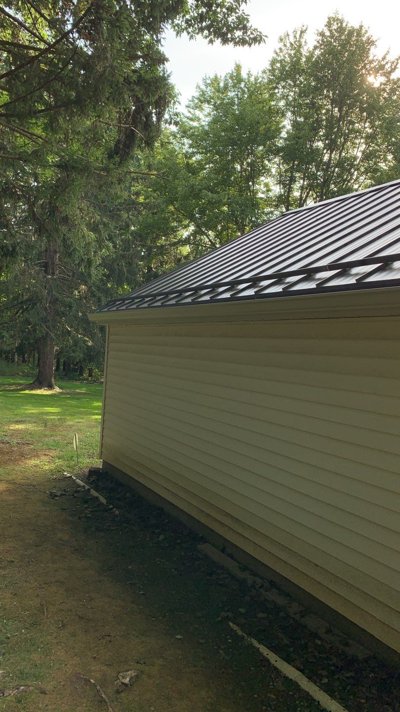 New CertainTeed Presidential Shake Roof with Standing Seam Accents by Runyon & Sons Roofing