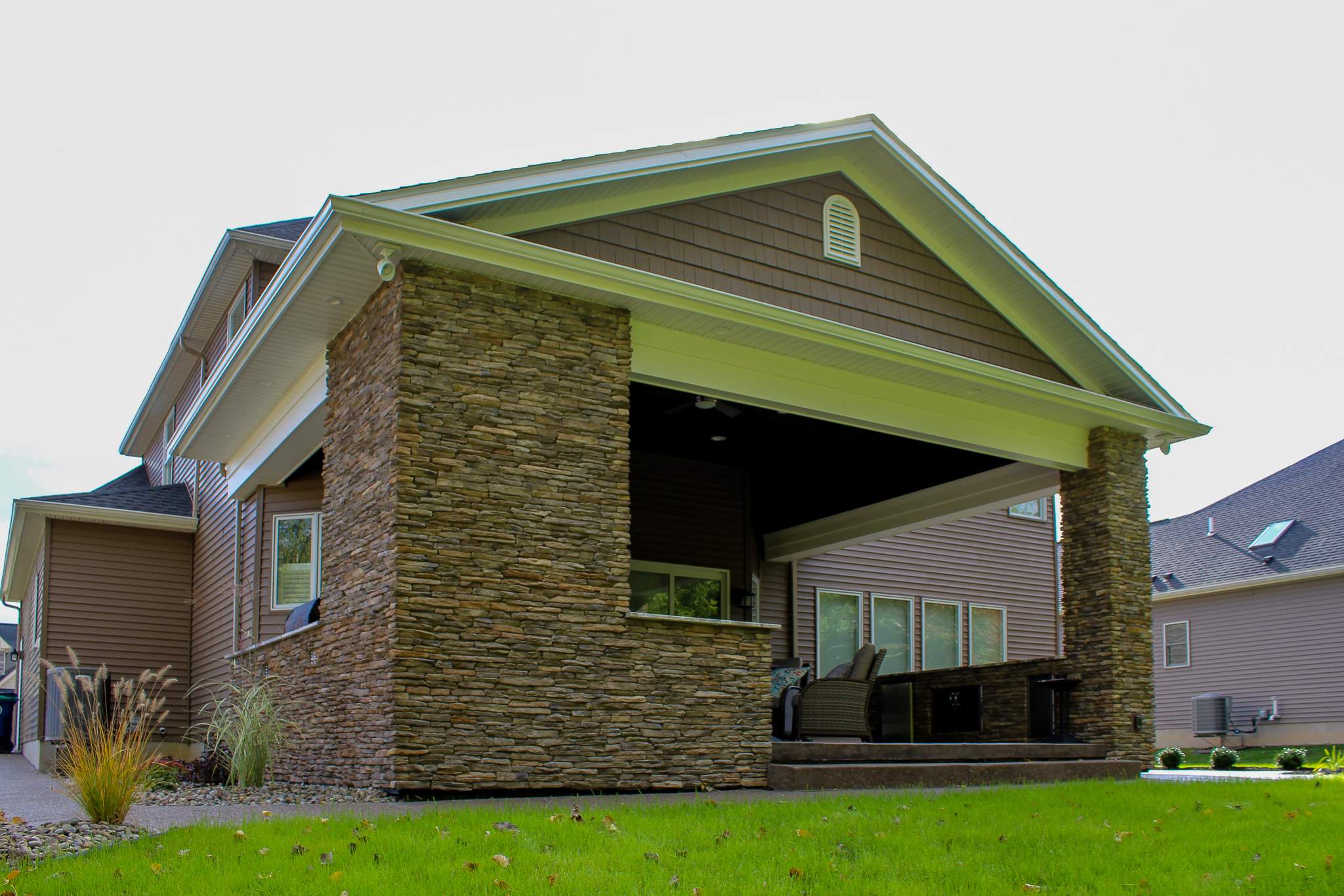 Outdoor Living - Addition by Ivy Lea Construction