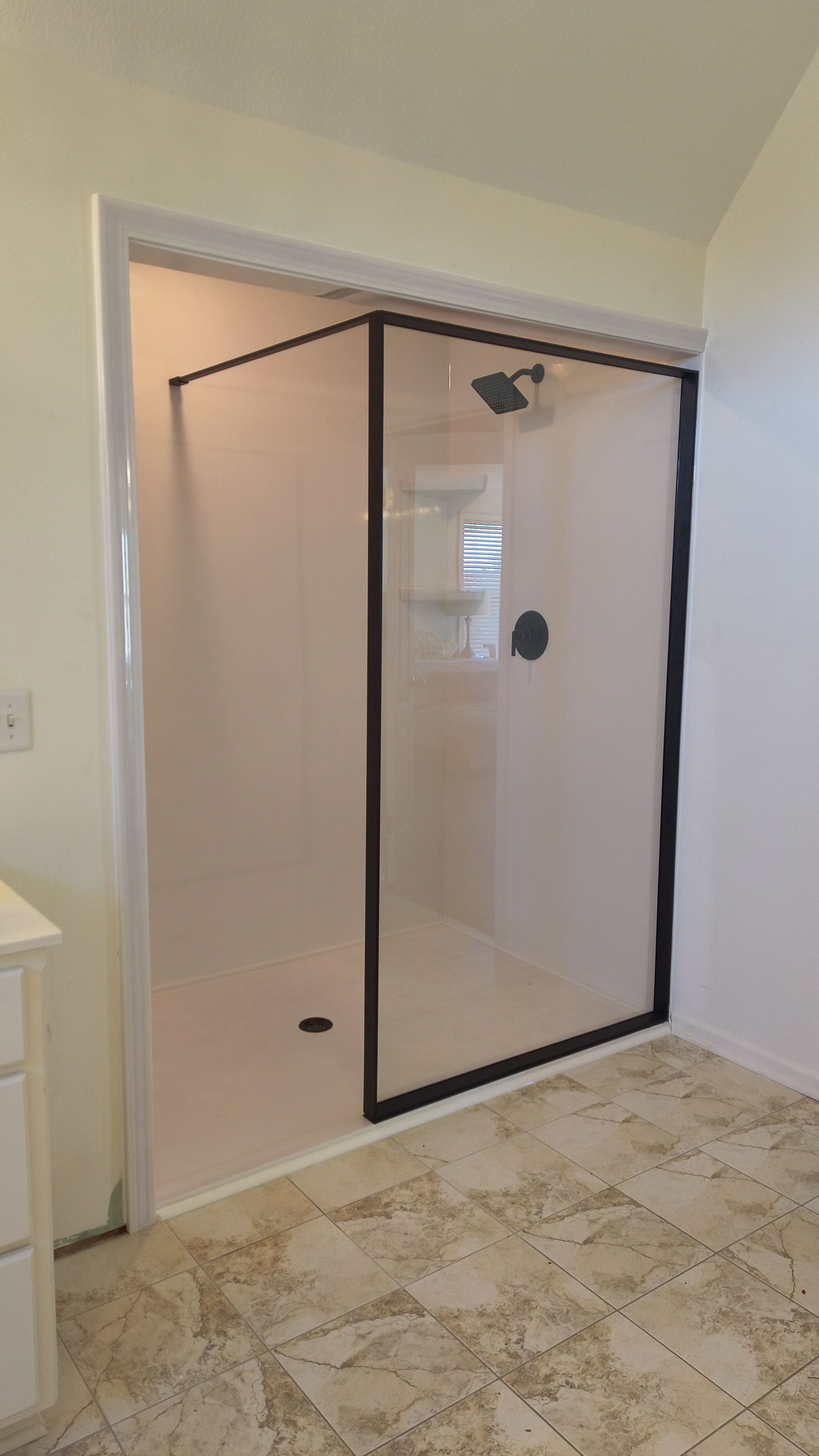 Large Onyx Shower by The Shower Company