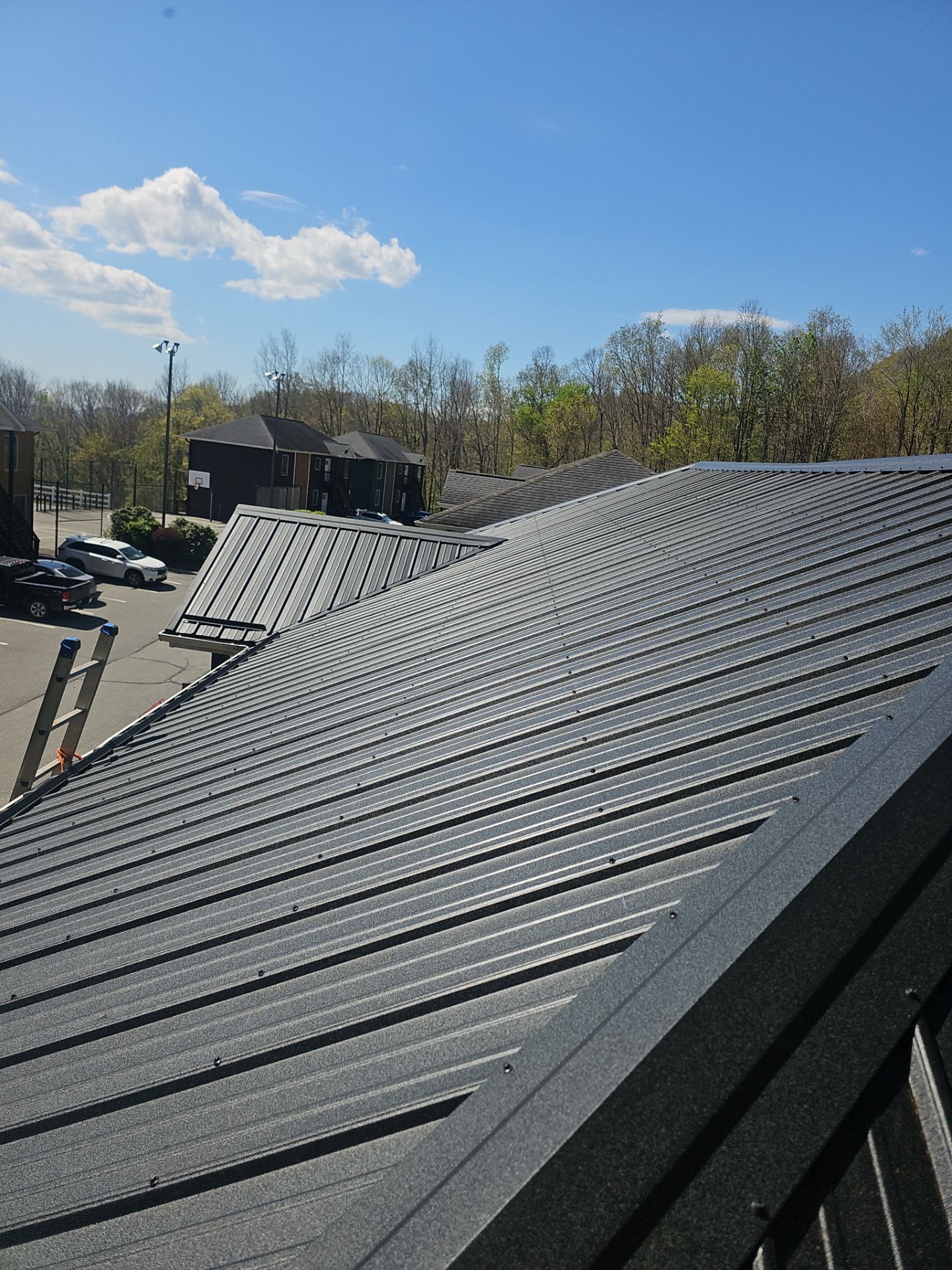Kensington Meadows 161 by Omnia Roofing