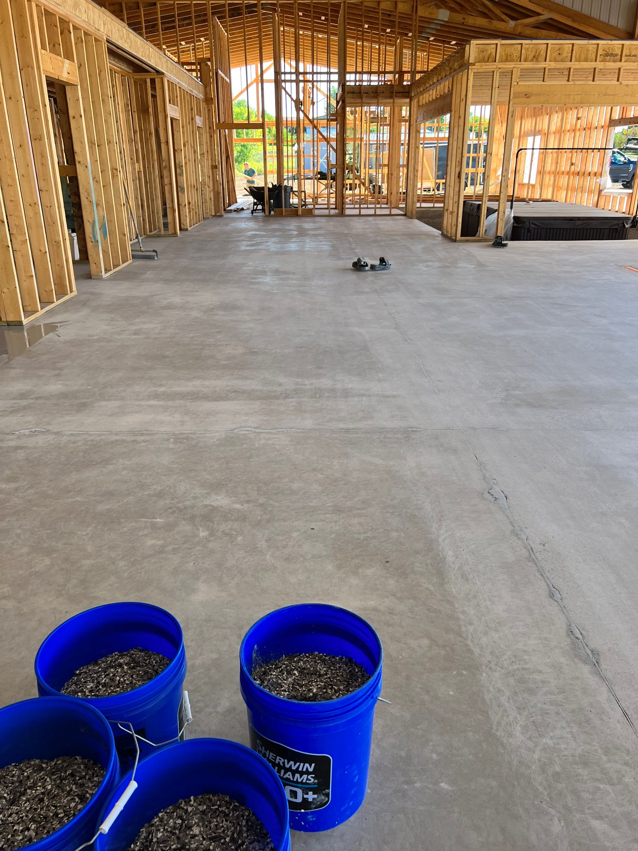 Flooring  by Cutting edge painting 