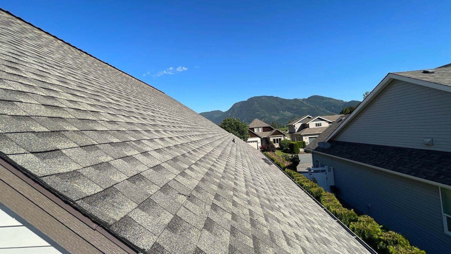 Residential Re-Roof using GAF weathered wood HDZ shingles by Top Notch Roofing Inc