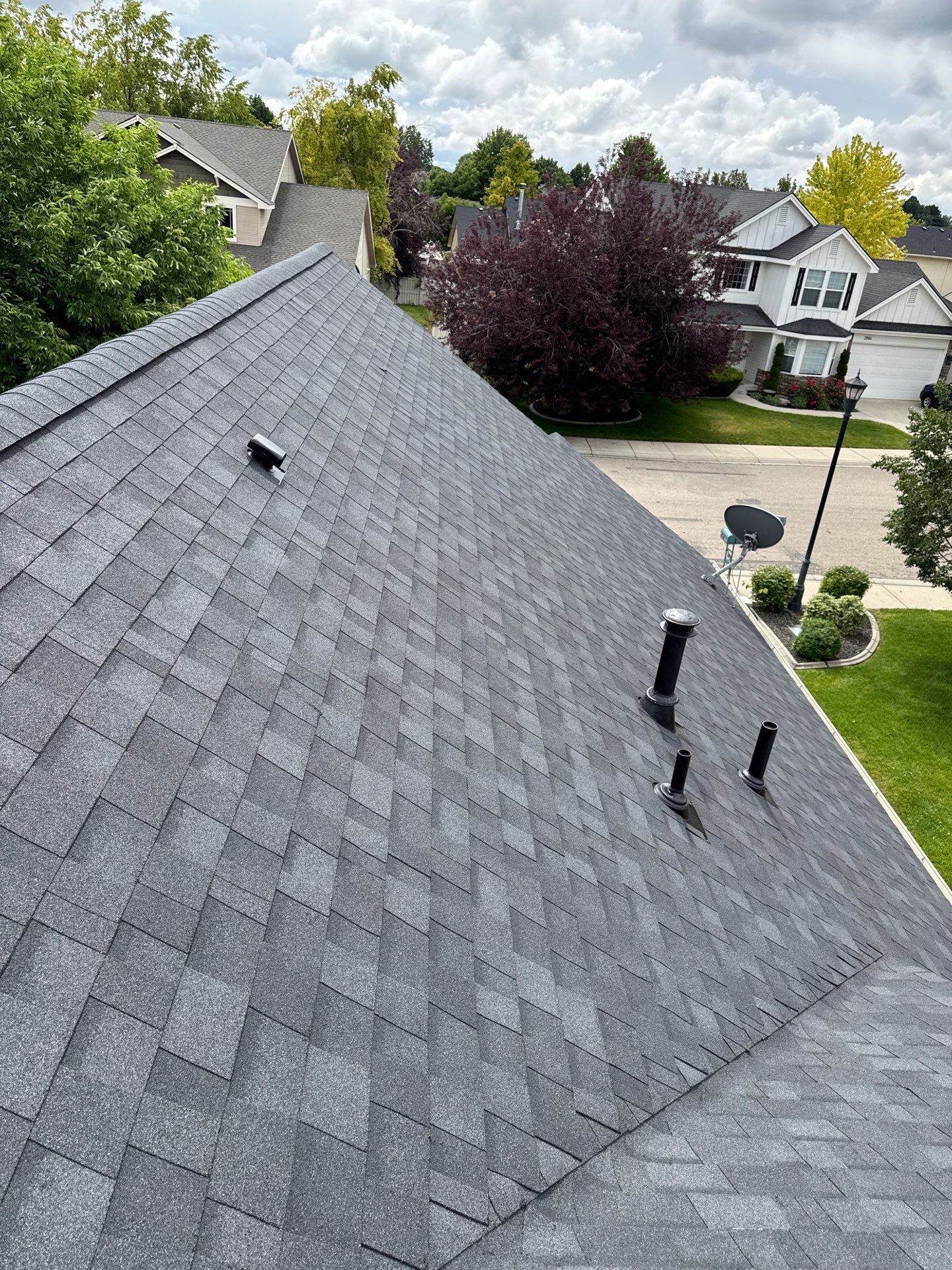 Residential Asphalt Shingle Roof Replacement in Meridian, Idaho by Olive Roofing