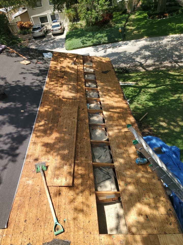 Project in Seminole 33776 by Mitchell Roofing Company LLC 