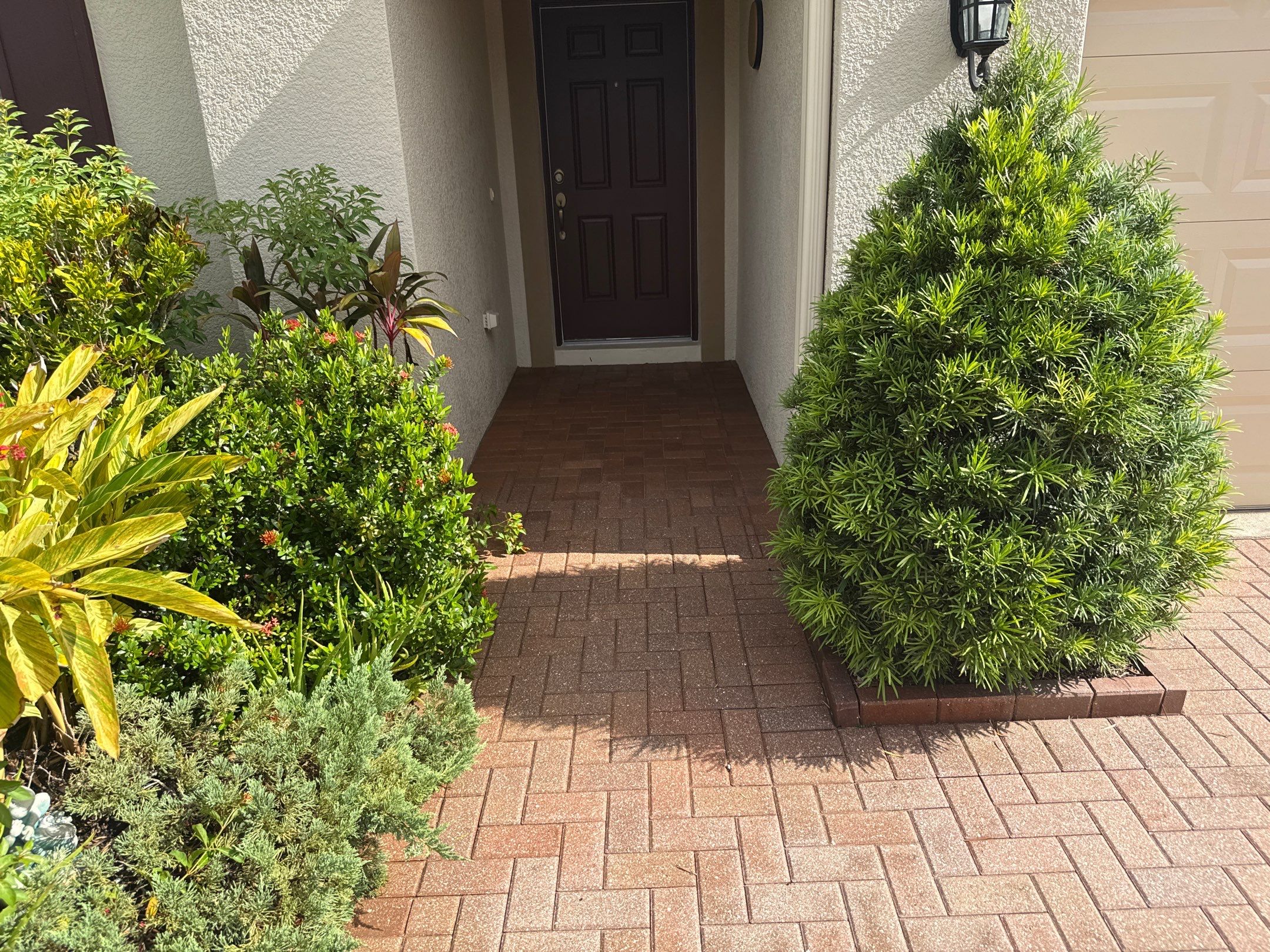 Paver Driveway & Sidewalk Cleaning – Oakleaf Hammock, Ellenton, FL by Sunshine AquaWash