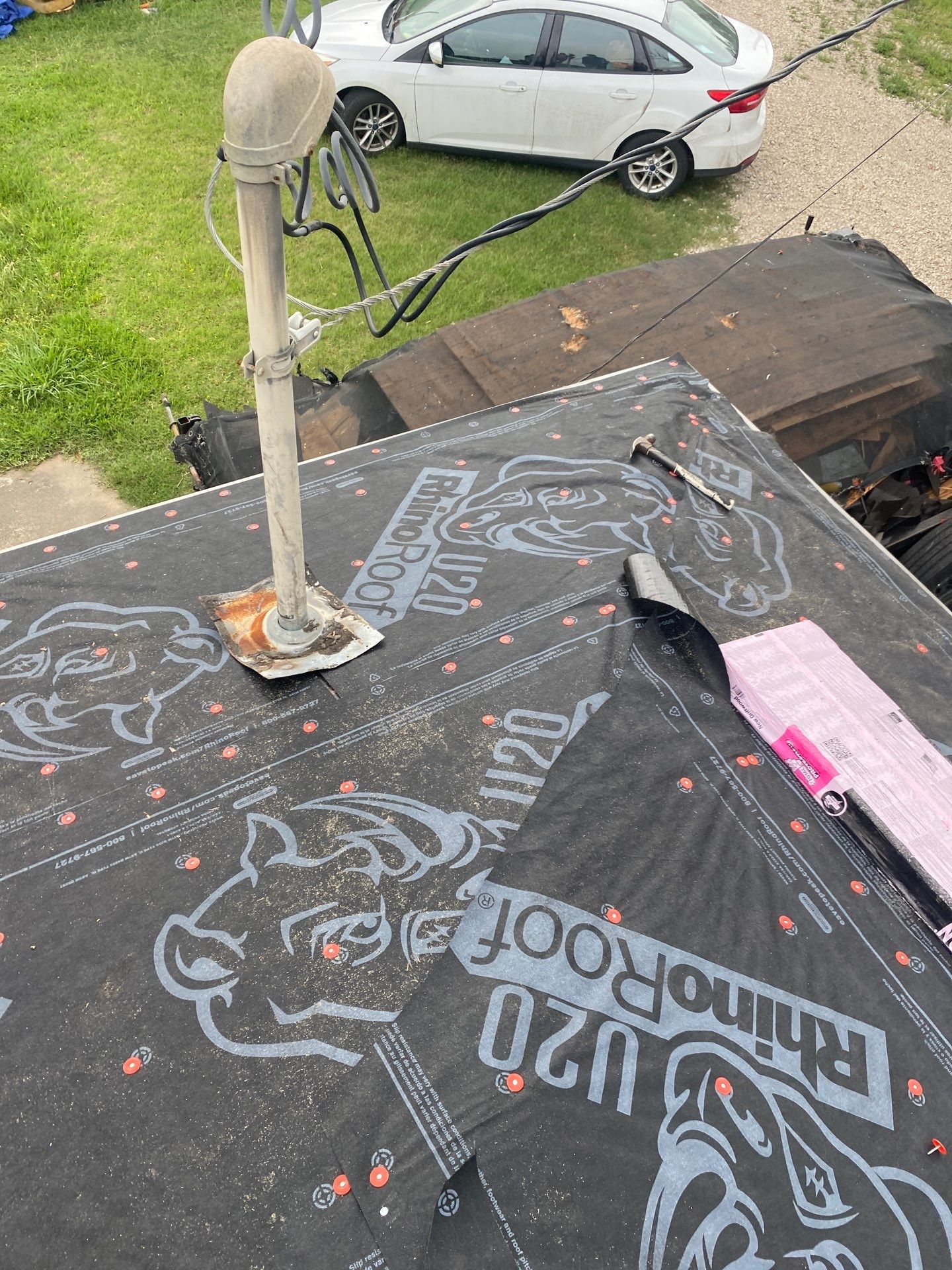 Residential Roofing Installation using Owen's Corning Duration (Lifetime) Shingles by Roof Repair Company