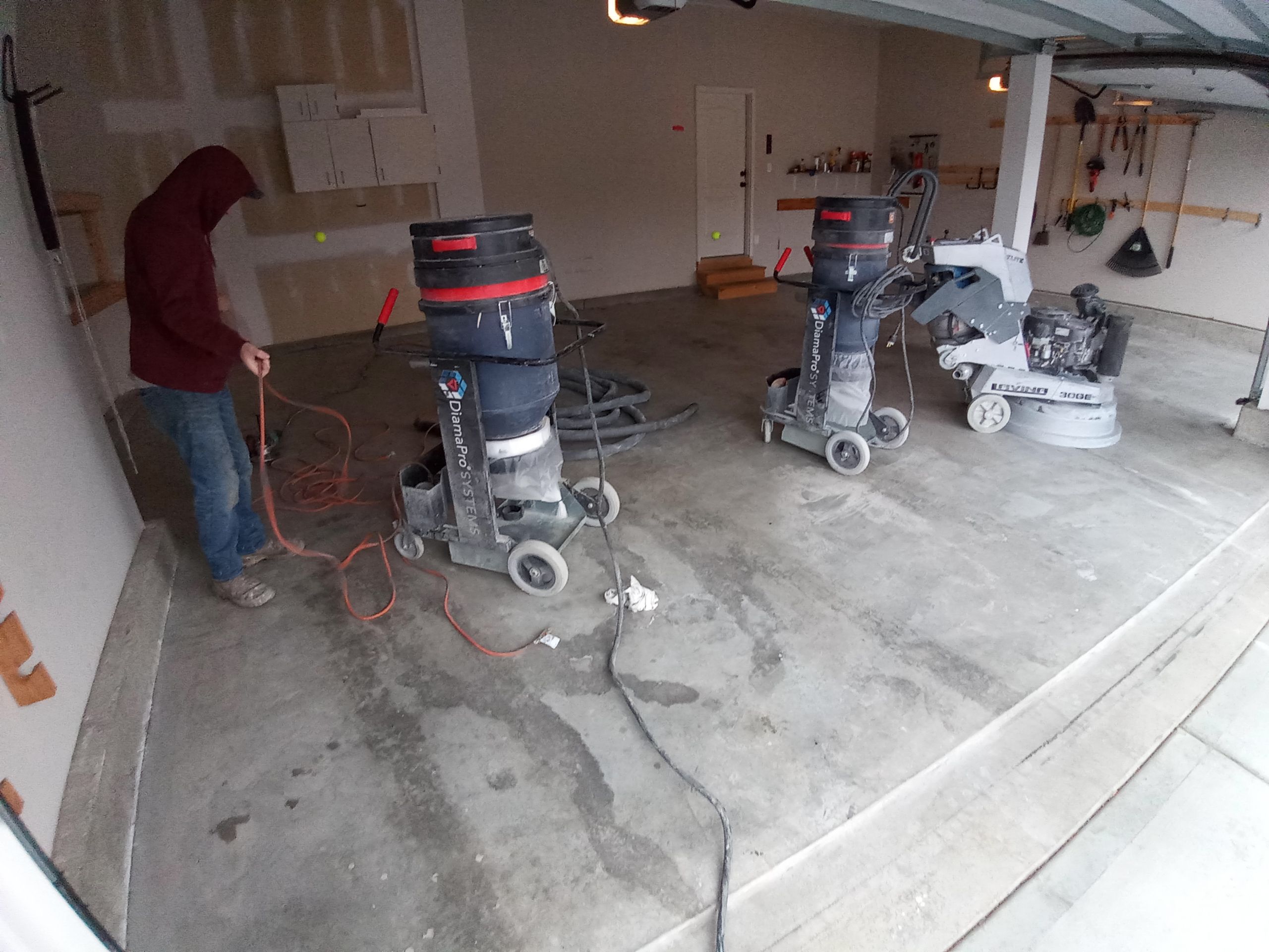 Garage using Silver Creek by Select Painting, Coatings & Garage Cabinets