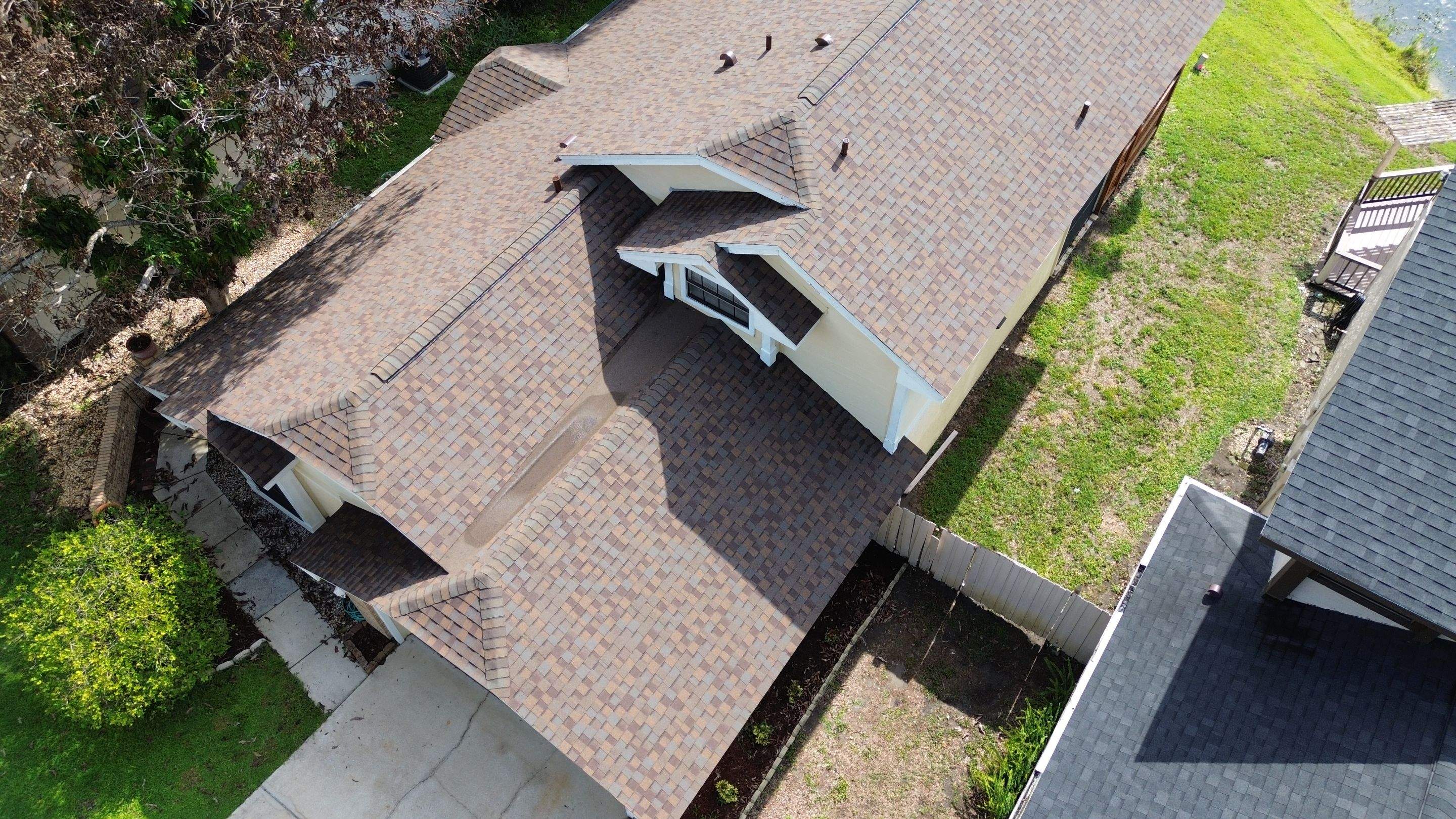 Residential shingle roof in Orlando FL by Gold Key Roofing