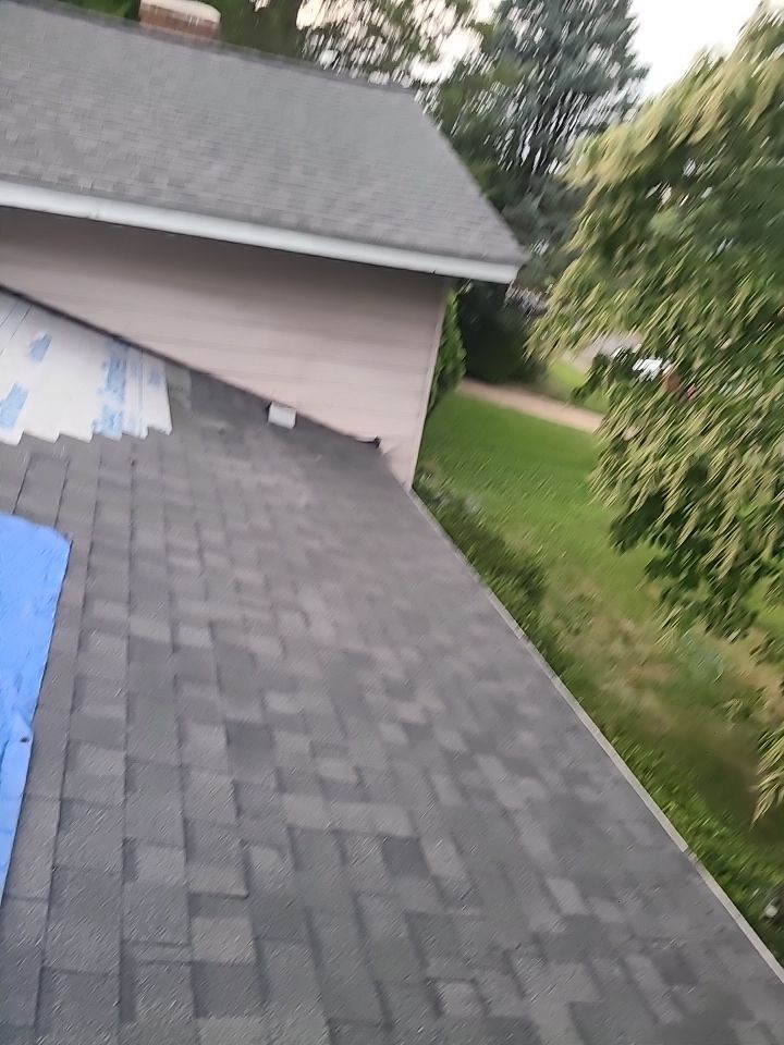 Vienna: CertainTeed Landmark Pro Architectural Shingles in Max Def Pewterwood by RM Banning, Inc.