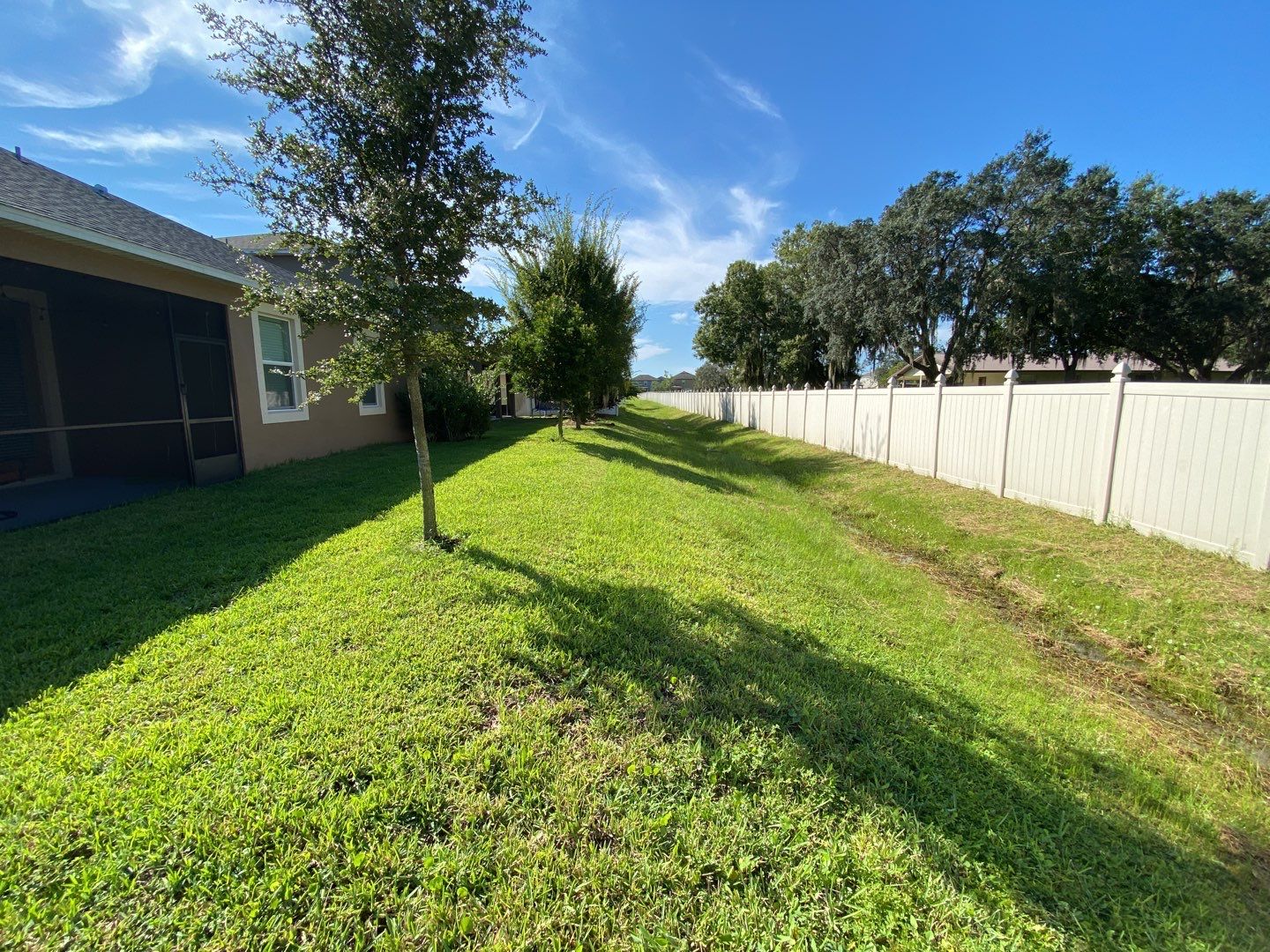 Riverview, FL 6 ft. White Vinyl Privacy Fence  by Asap fence and gates, LLC