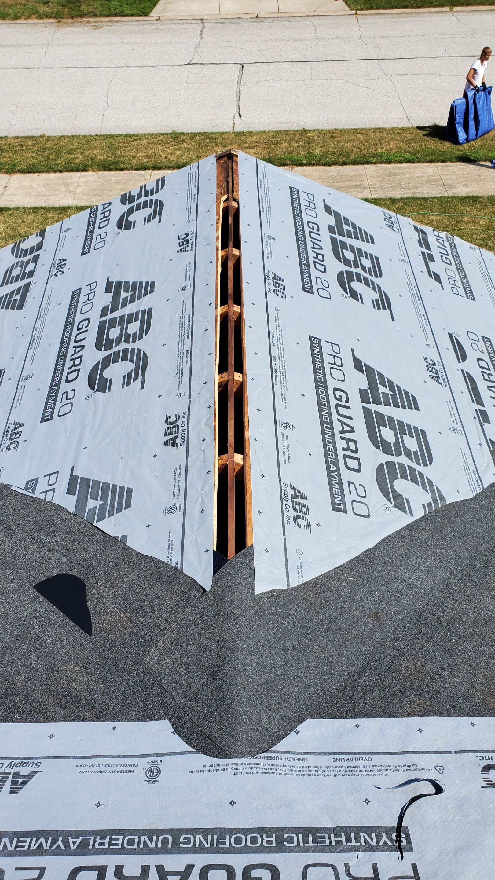 Residential Roofing Installation using Ownens Corning Duration Brownwood by Absolute Roofing and Construction