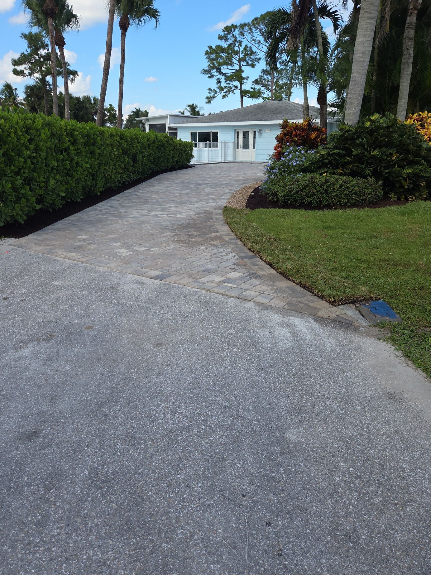 Stuart Showcase: Turning Concrete Chaos into Paver Perfection by Alpha Zeta Enterprises Inc