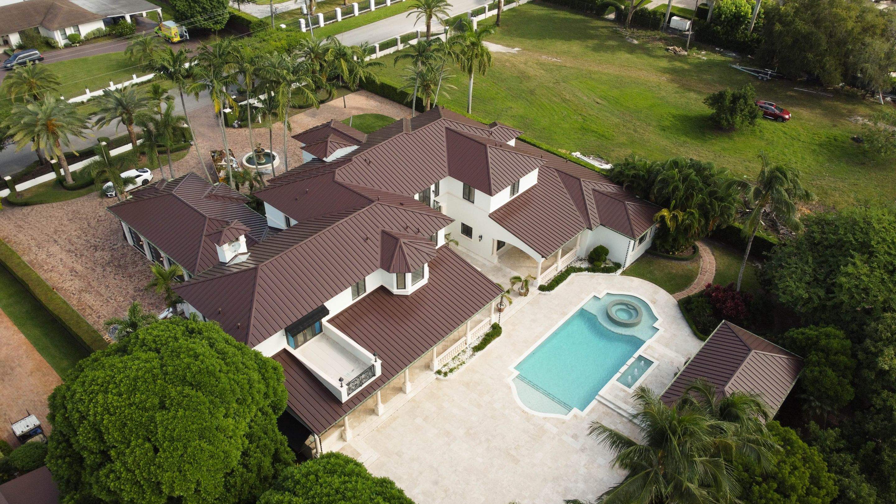 Metal Roof - Galvalume - Mansard Brown by Istueta Roofing