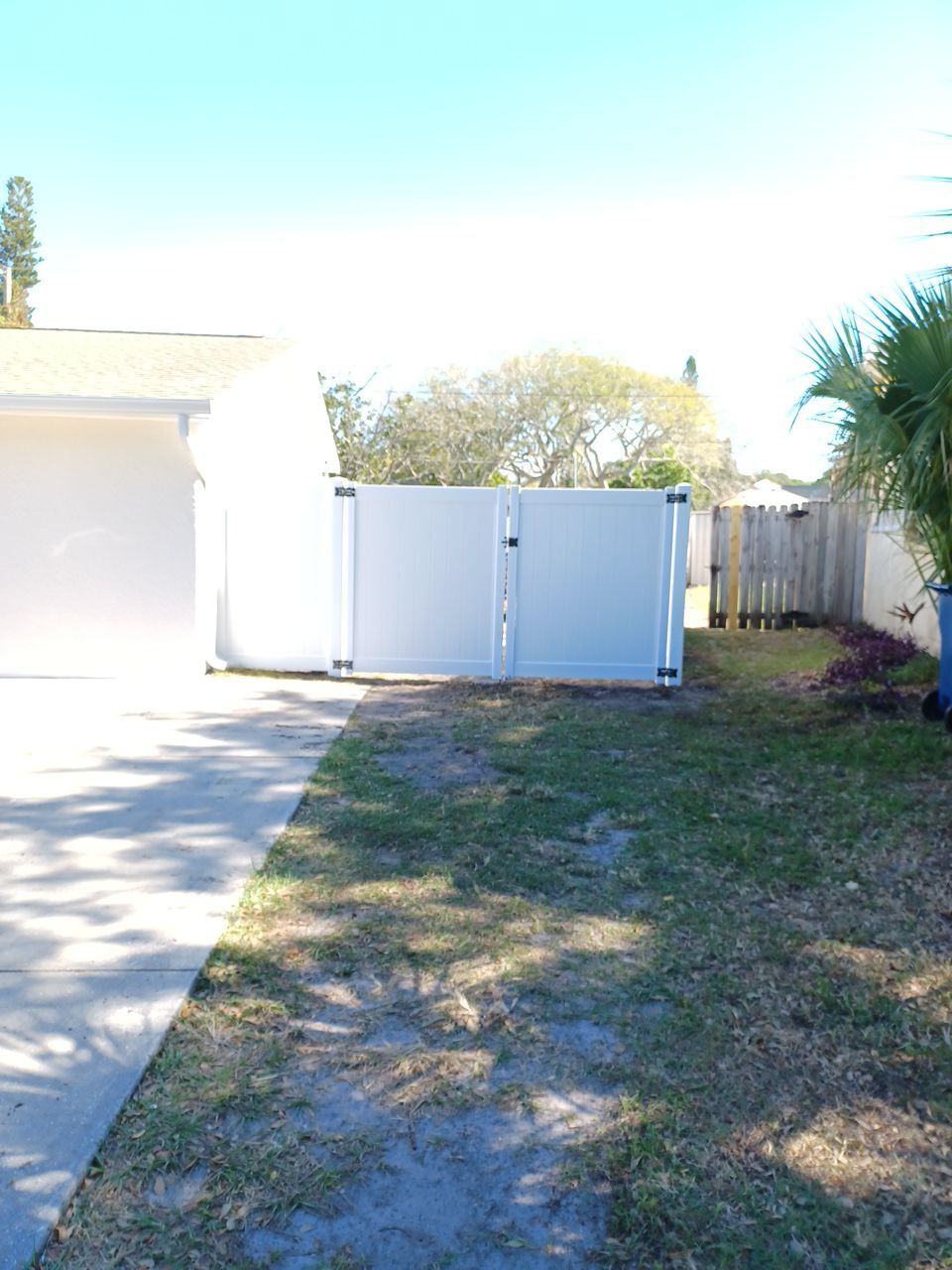 Bradenton, FL 6 ft. Tall White Vinyl Privacy Fence  by Asap fence and gates, LLC